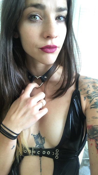 Logging on CB☺️ https://t.co/IqeAk8q4lY Join my OF or send some $$ to my cashapp ($ebeets) if ya can&rsquo;t<a href="/tag/mvsales"class="tags"><span>#mvsales</span></a>