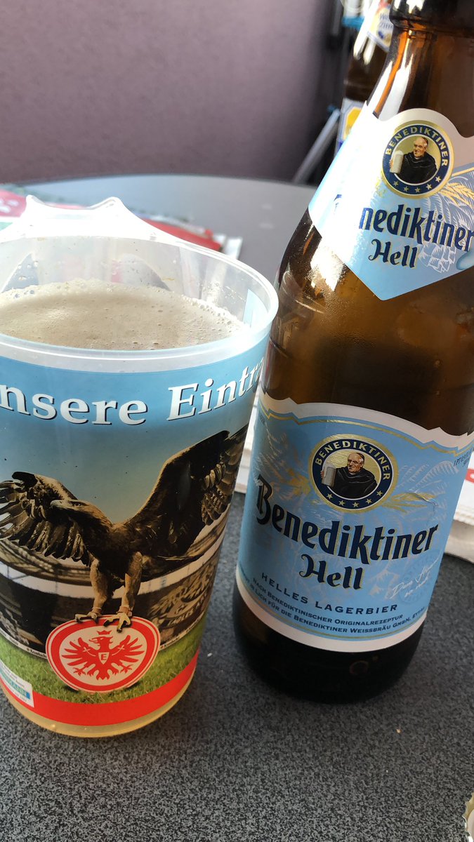 HaJoausWBK's tweet photo. Wie es oben reinläuft, wird direkt wieder rausgeschwitzt #38Grad https://t.co/OPZMAfcQZy