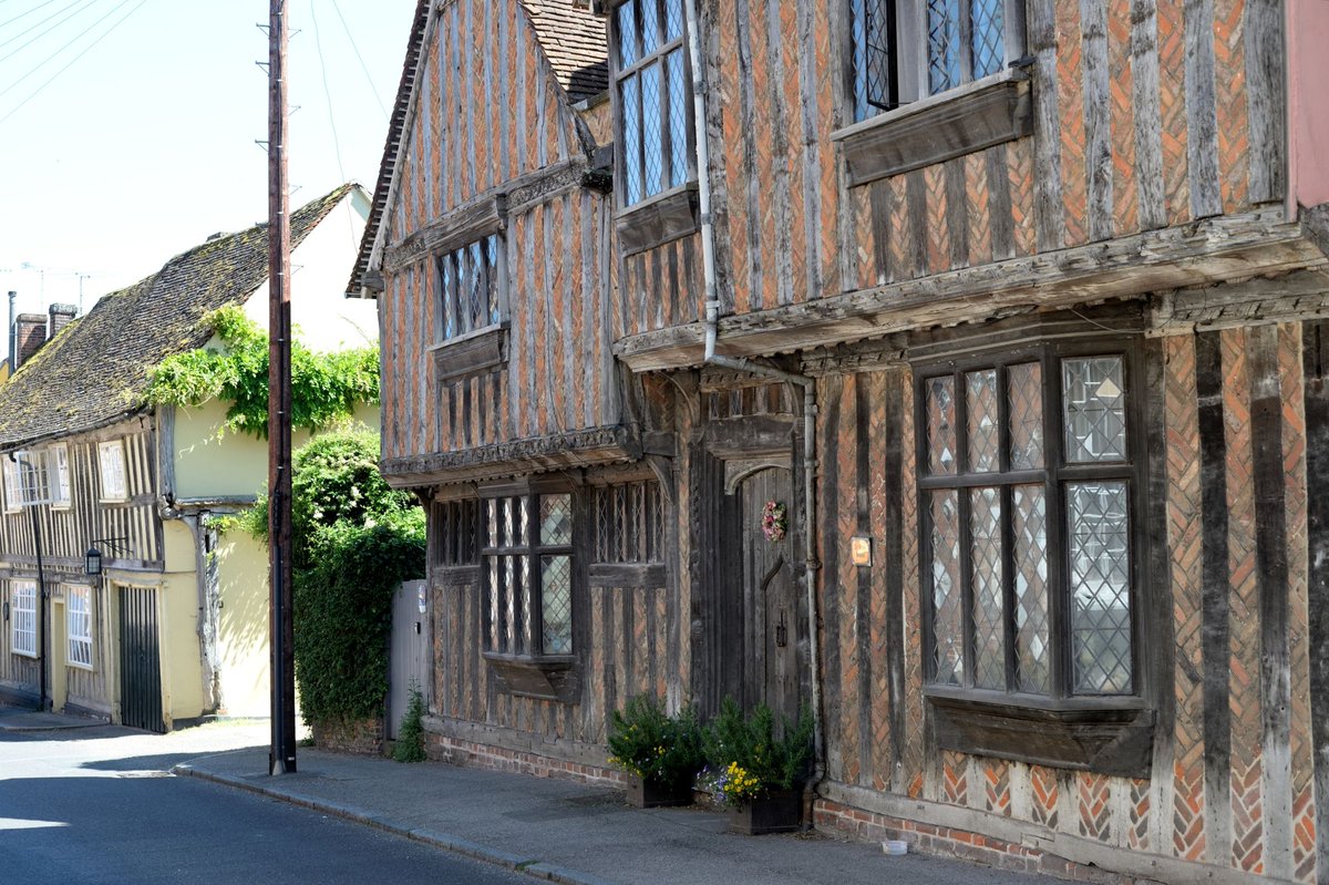 Lavenham has been named as one of the UK's most Instagrammed spots! Discover what makes this picturesque village so popular on the gram and capture some stunning sights for yourself when you next visit... > ow.ly/7SO150AN5Ot #lavenham #suffolk