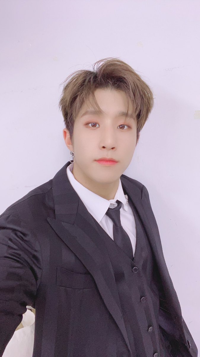 12. Nxt up our kind n caring leader jinjin who always looks over us telling us to be patient. Cux just like how the tortoise won against the hare being slow has its advantages 2