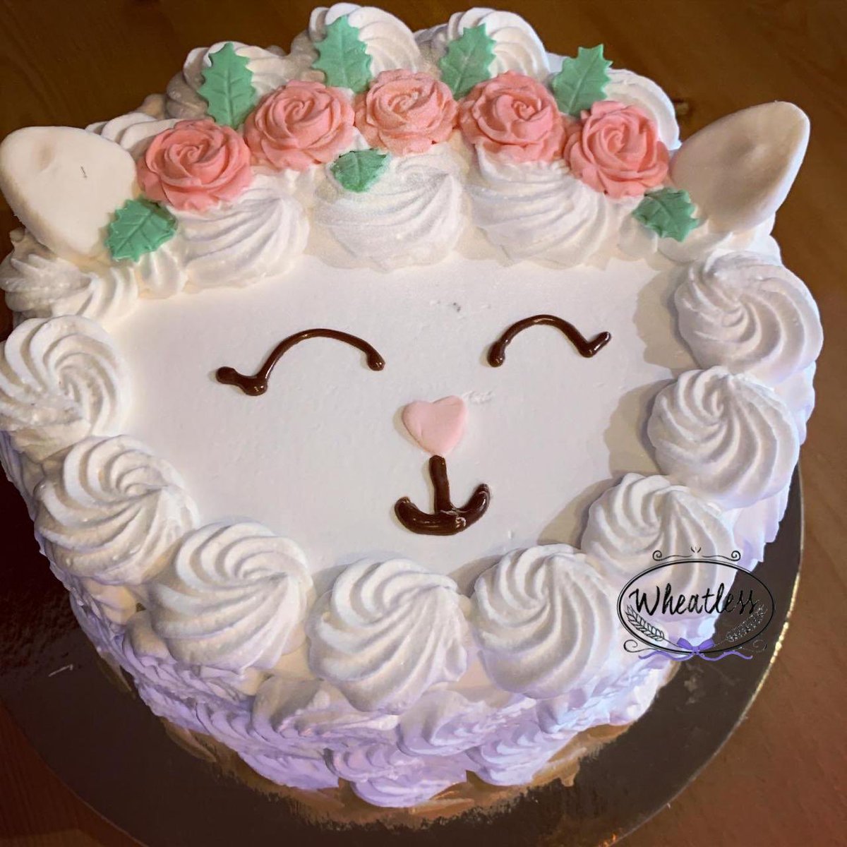 عيدكم مبارك و كل عام وانتم بخير 🖤🐑🎉#خالي_من_الجلوتين