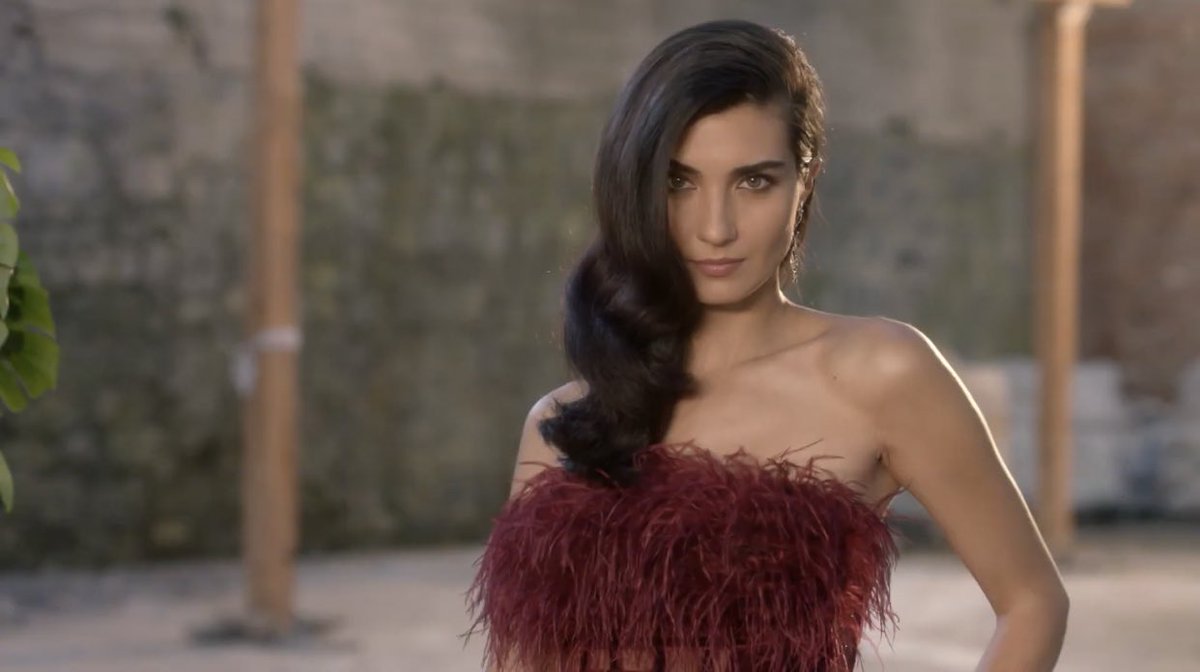 sonemiiii's tweet photo. Sonunda be ❤
#MenajerimiAra 

#TubaBüyüküstün https://t.co/gpxqZZwxNM