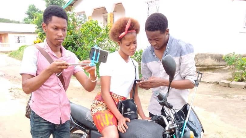 youthmappers's tweet image. Thanks to @mapillary for featuring #YouthMappers Sierra Leone #MappingPower in their newsletter- mailchi.mp/mapillary/news…! &quot;YouthMappers have been collecting imagery in Lunsar, Masiaka &amp;amp; Magbere...help them validate utility poles with this validation task➡️bit.ly/Mapillary_powe…&quot;