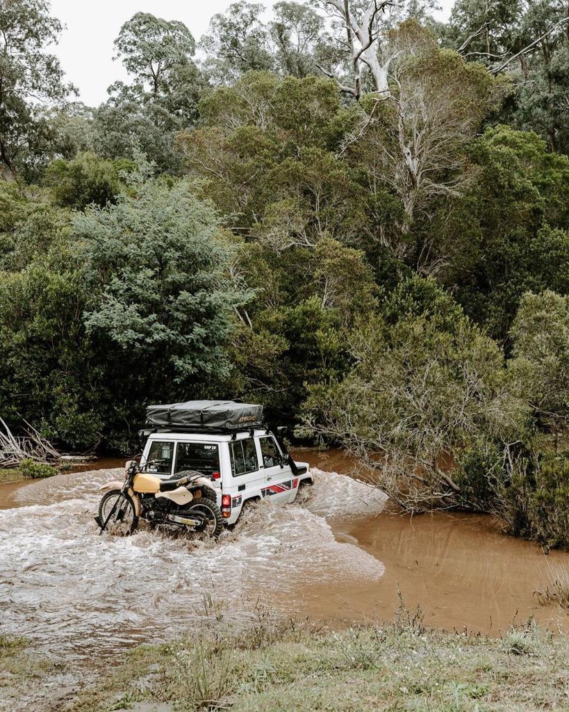 BFGoodrichTires's tweet photo. Not just a pretty face, this 1985 Bundy is engineered for adventure. And while Elton King loves to test its limits, he hasn’t found them yet. #Bundera #Overlanding
📷: Instagram // @ brookjames_ for @ sunday_garage_ https://t.co/5oT0NQEBhw