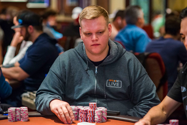 pokersites's tweet photo. Stellar Performance Earns Timo Kamphues #WPT Shooting Stars #Charity Title https://t.co/oWyTNypNB8 https://t.co/hh2IHPcXQk