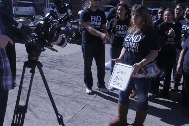 Ambientskies's tweet image. In honor of #WorldDayAgainstHumanTrafficking, we're throwing it way back to this video we did for the @UnitedWay in partnership with the @NFL to help raise awareness of #humantrafficking: vimeo.com/ambientskies/u…

Join the fight to #EndHumanTrafficking unitedway.org/endslavery ❌