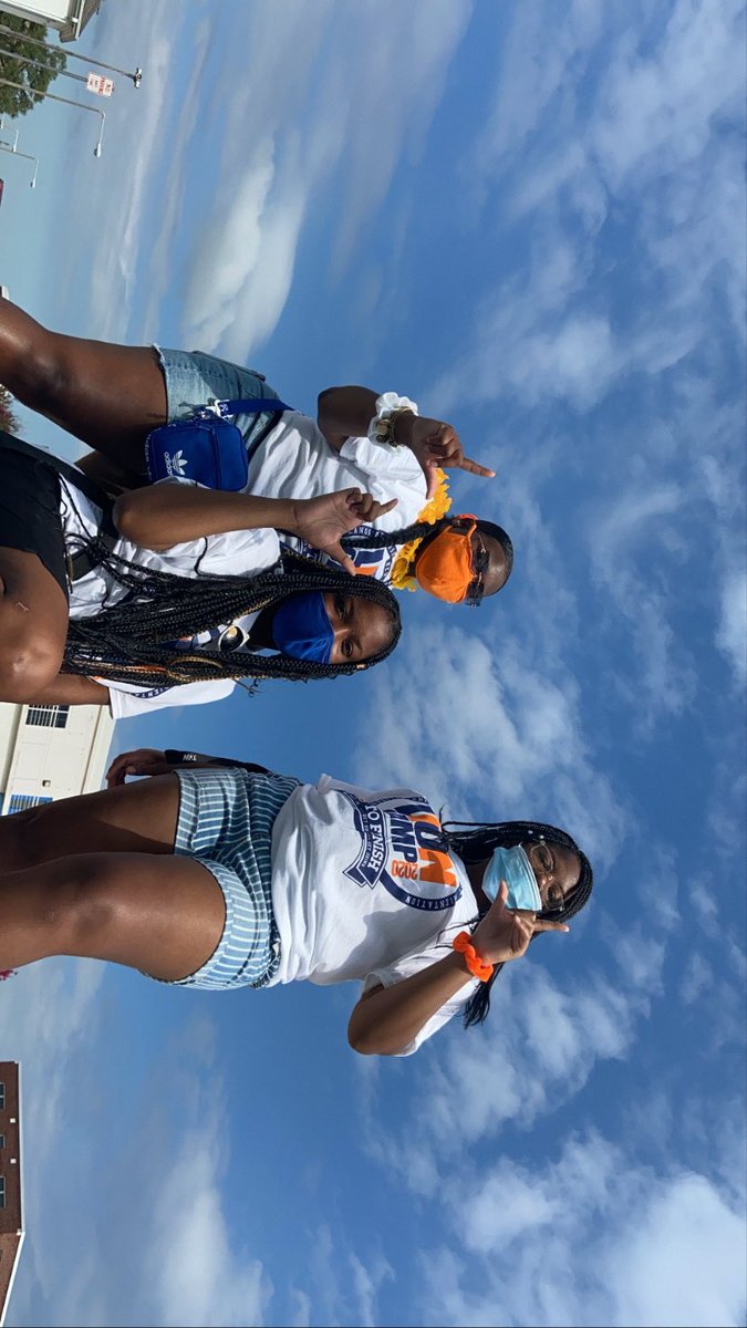 LUAO1897's tweet photo. The Langston University Ambassadors are finally on twitter! follow us for more LU content and news! https://t.co/ytGlyrTPWh