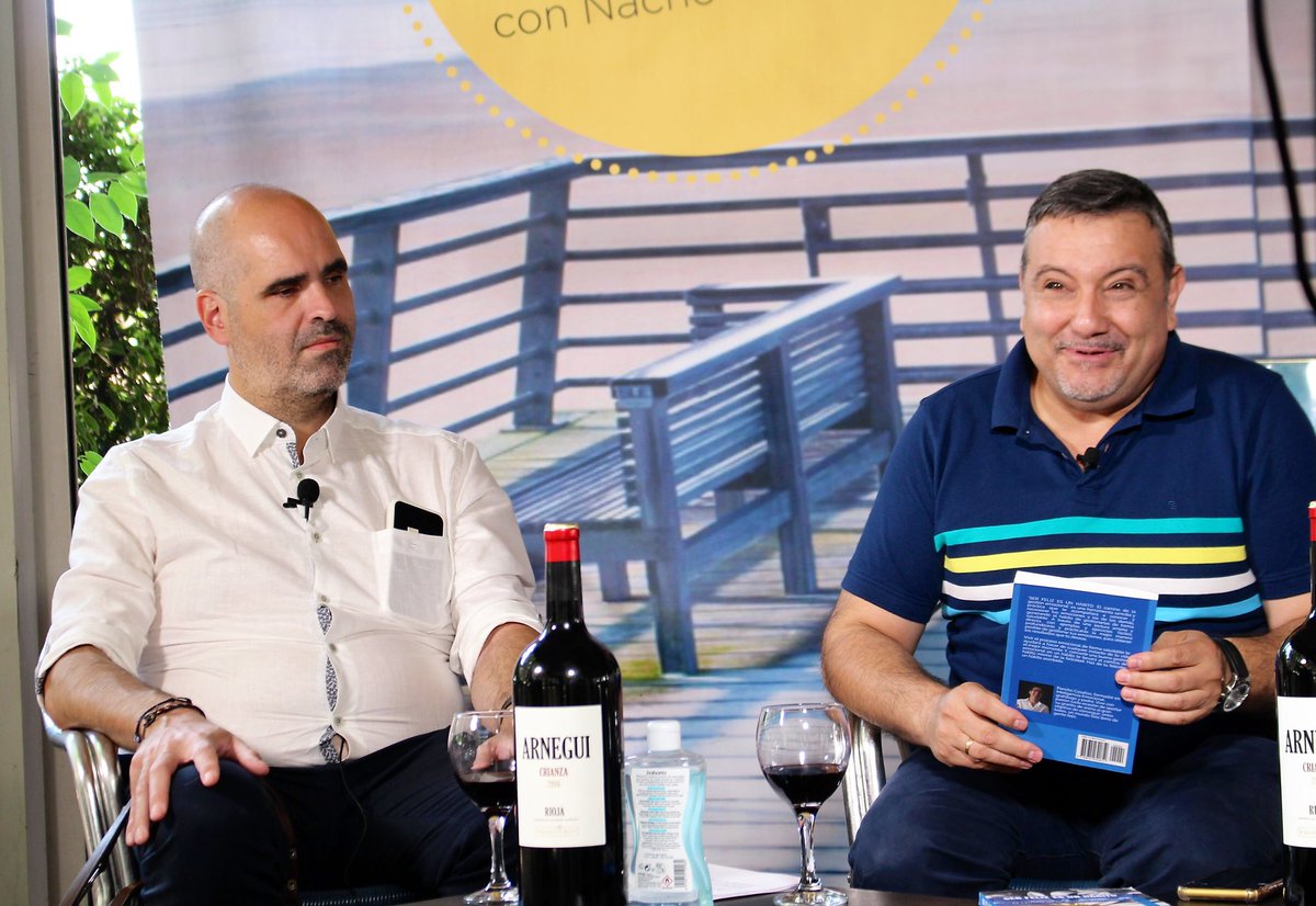 Saboreandolavid's tweet photo. En “Un vino 🍷 entre amig@s” regalaremos el magnum #Arnegui de @PagosdelRey a @jonatanarmengol, director de #ComerACiegas. Sábado y Domingo a las 14:30 y 22:00 en @DejateTV con @Nacho_Sandoval https://t.co/ouKnpI1BHS