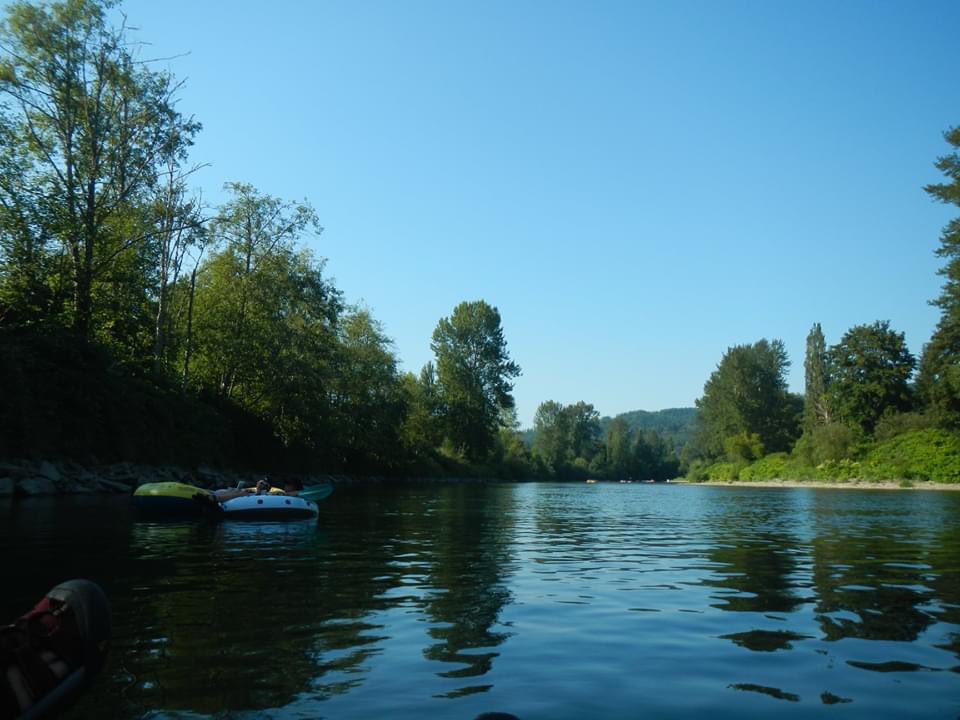 tstefan_pic's tweet image. #SnoqualmieRiver #River #RiverFloat #Float #Sun #Sunny #Relaxing