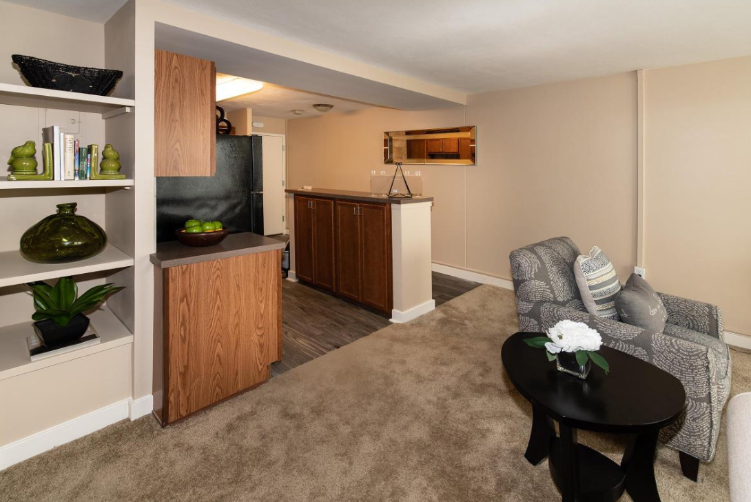 WalnutTower_KC's tweet photo. No matter what kind of space you’re looking for, you’re bound to find it here. https://t.co/y5xMYZGQ2Z https://t.co/decW2DKtuD