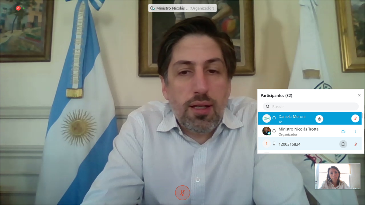 DanielaMeroni's tweet photo. Reunión del Ministro de Educación @trottanico  con referentes de Bragado sobre situación actual y proyecciones pospandemia.  Gracias por escucharnos y estar presente!
@EducacionAR #entretodopodemos #renovaciónpedagógica #recuperemosalosdesconectados https://t.co/NZlmKKEYpp