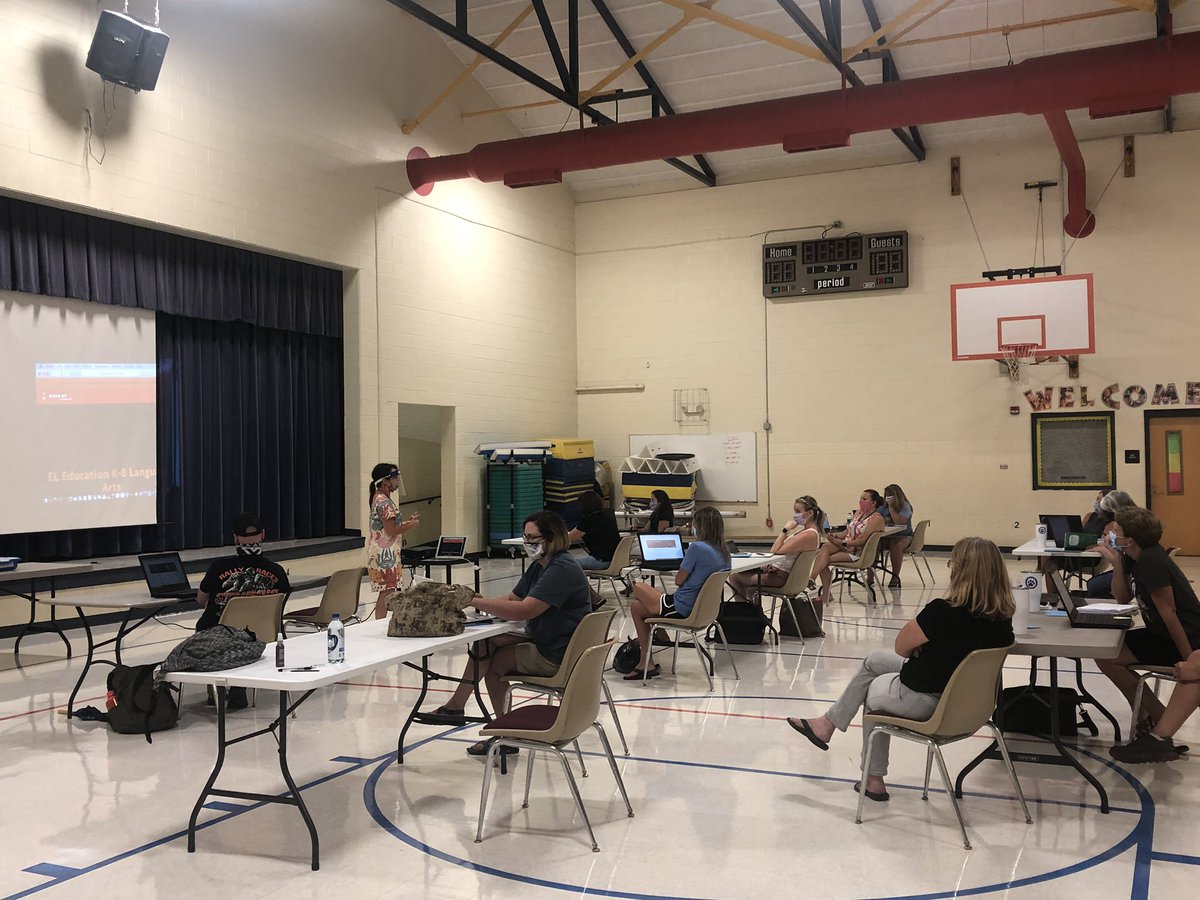 coffeltmelissa's tweet photo. Technology PD. More important now than it ever has been! Thanks @cmr41193 and @serosenow for supporting us today. #WeAreWestview #BetterTogether @hamcoschools https://t.co/C9LK4cyNh2