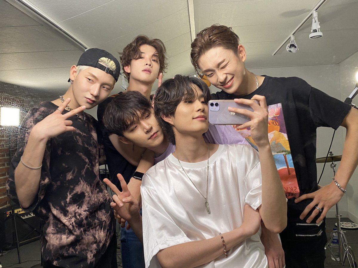 Что такое рест в кпоп. Что такое рест в кпоп. Что такое рест в кпоп. Кей рор. 2z kpop.