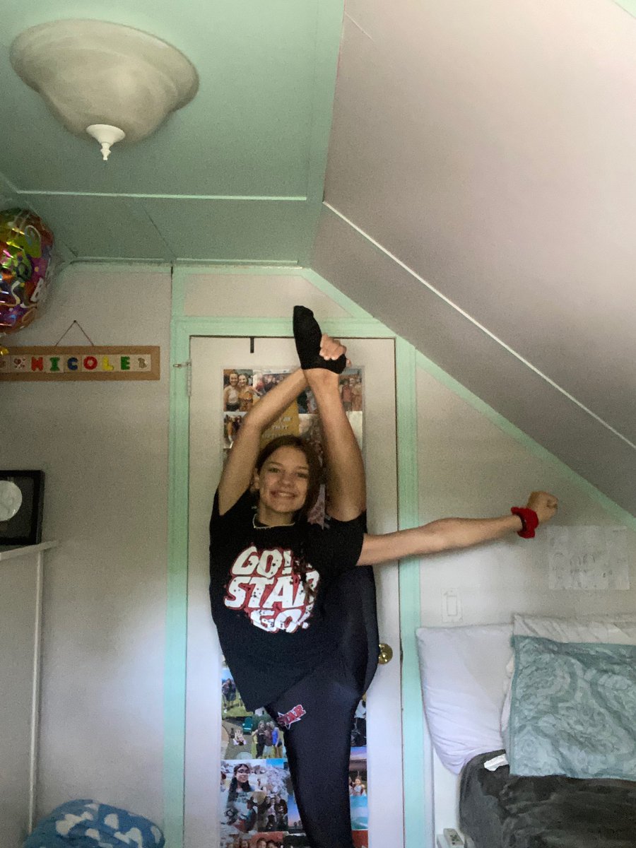 Senior Red tweet media