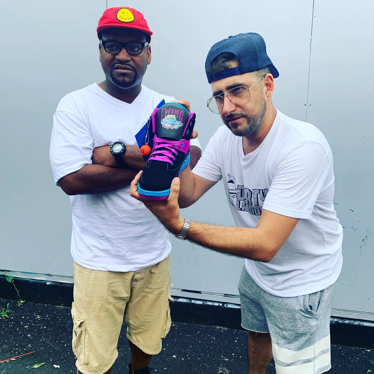 LittleVicOrena's tweet image. Trag &amp;amp; I showing off @EwingAthletics #MainSource kicks. Fire! Thank you!