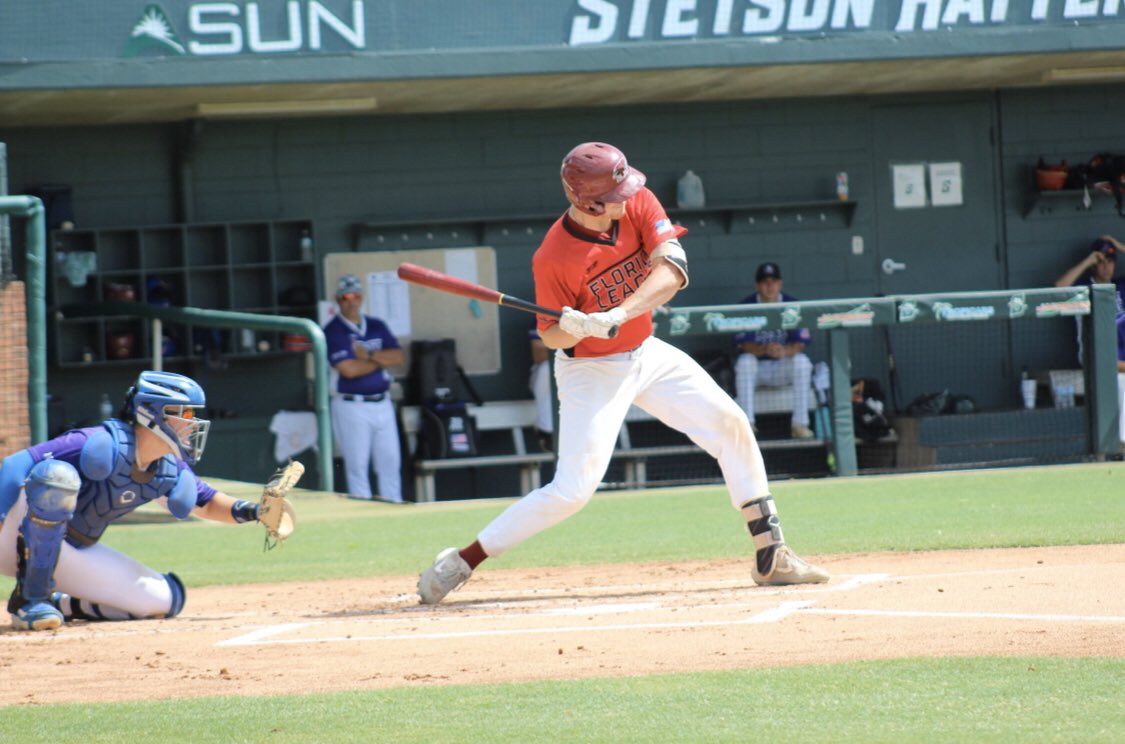 SC_Loggerheads's tweet photo. The Scorps tie it up 1-1 heading into the 4th 😤 @brandon_drapeau is leading us off as we come out swinging to try and take the lead https://t.co/Ega6wqfHQI