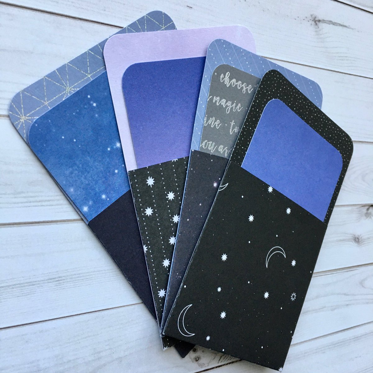 Papercutsnsuch's tweet image. So fun working on library pockets this week! #junkjournal #journalephemera #librarypockets