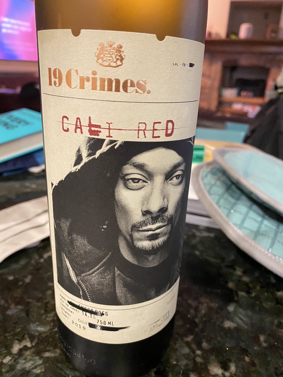 Angela Bauer tweet media