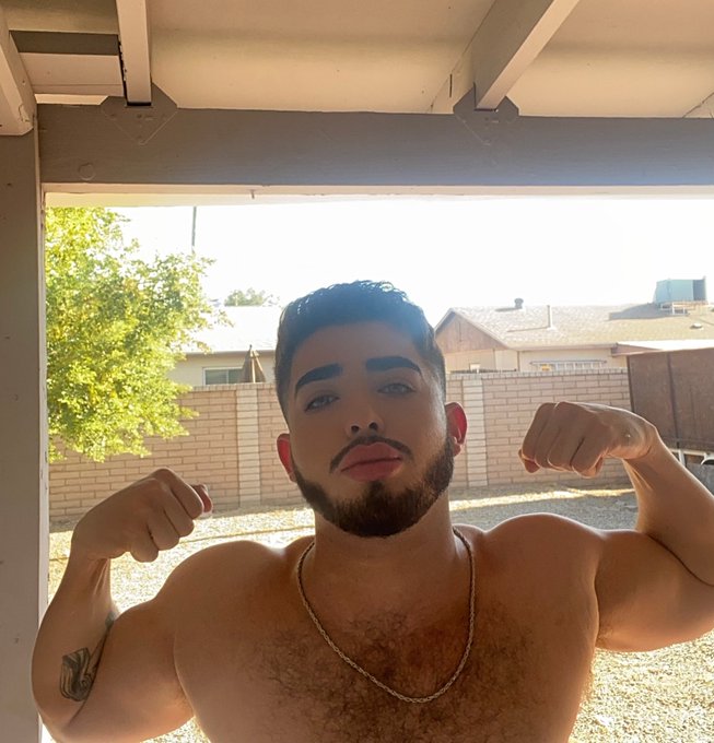 Watch Elmer.'s leaked NSFW photo on TwXstars