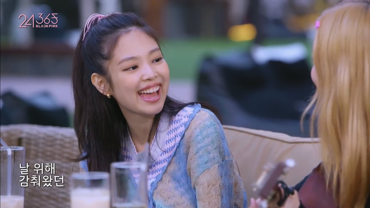 JennieLATAM's tweet photo. [SCREENCAPS] 200801 #JENNIE on 24/365 with #BLACKPINK Episode 5 

🔗 https://t.co/ZvzEV2XXcD

#블랙핑크 #제니 @BLACKPINK https://t.co/k6jb2g9Eqb