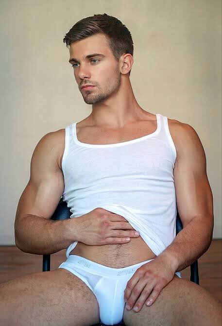 EeS5CbiU4AAqn8c?format=jpg&name=small