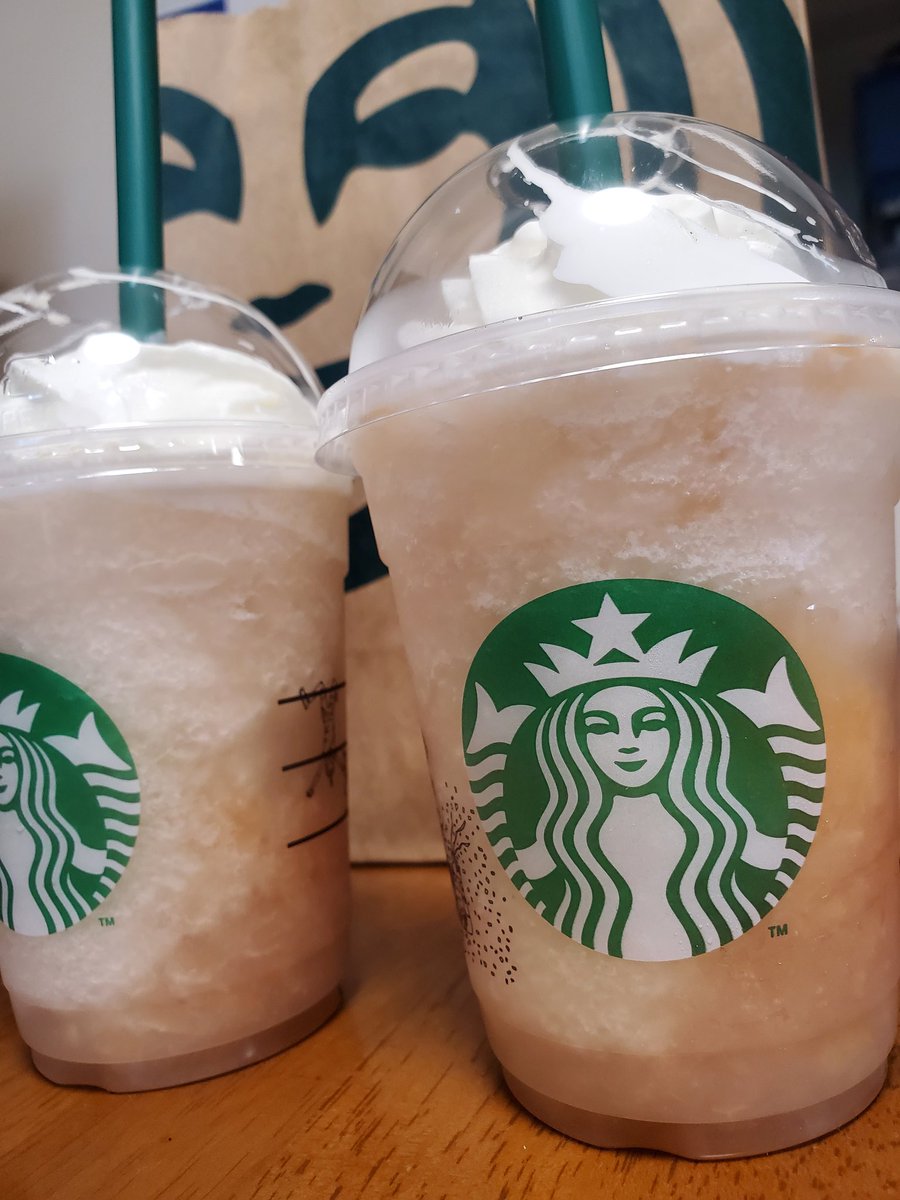 ジューシーピーチフラペチーノ