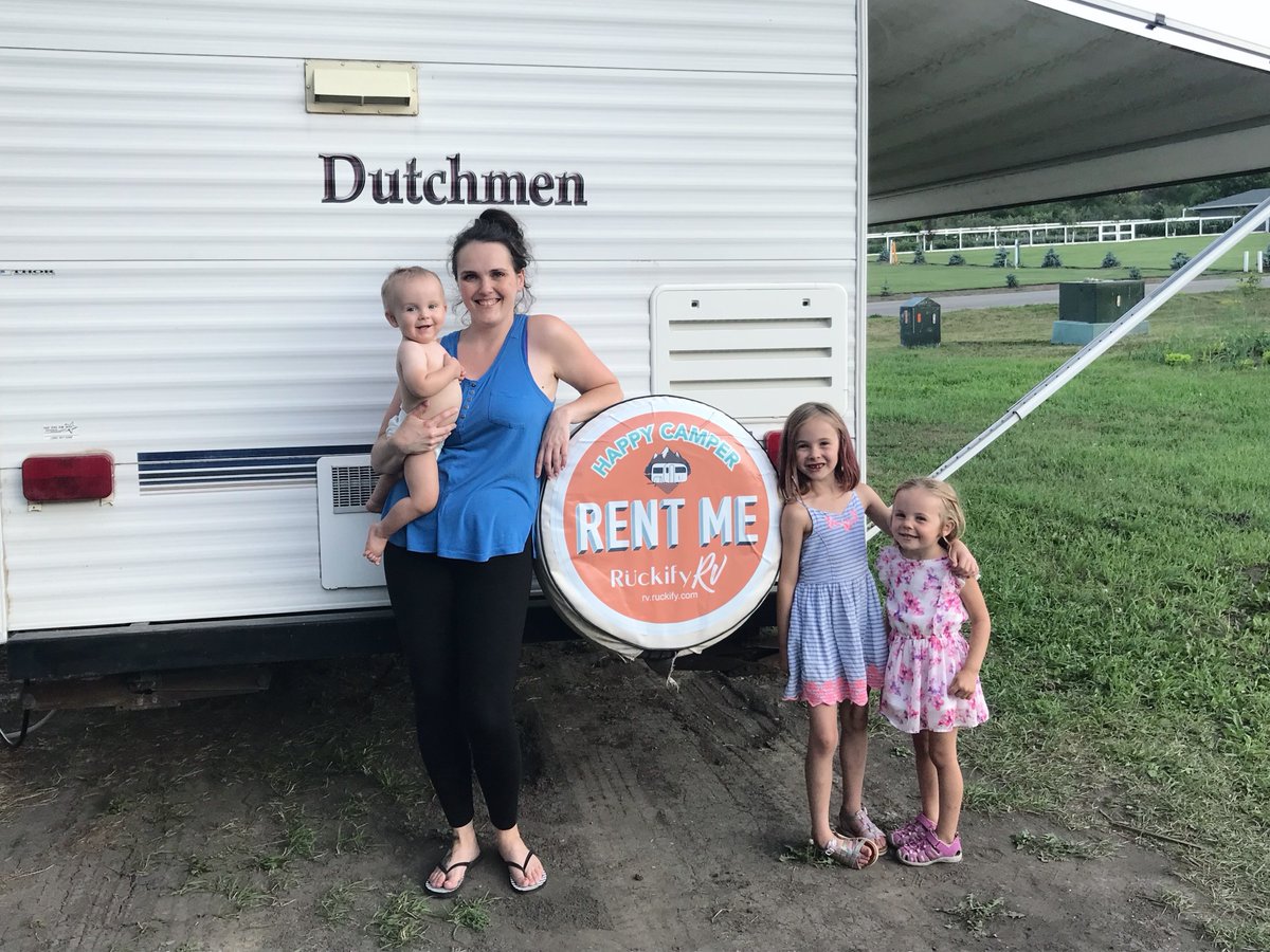 RuckifyRV's tweet photo. A warm welcome to a new Ruckify RV Owner! Happy to have Amanda and her family part of the Ruckify RV community!

Check out their perfect family trailer: https://t.co/w2jyCnWPz1  

#RuckifyRV #RentMe #Community #RVowner https://t.co/acQ29FOYKv