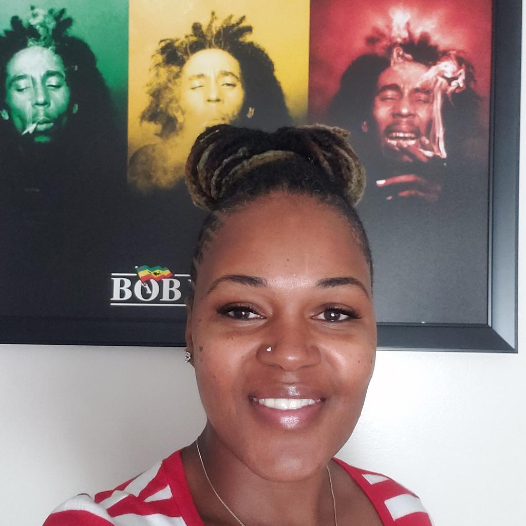 Aging backwards, I got that Benjamin bottons😁😁😁<a href="/mekhilewis48/">Khiii</a>