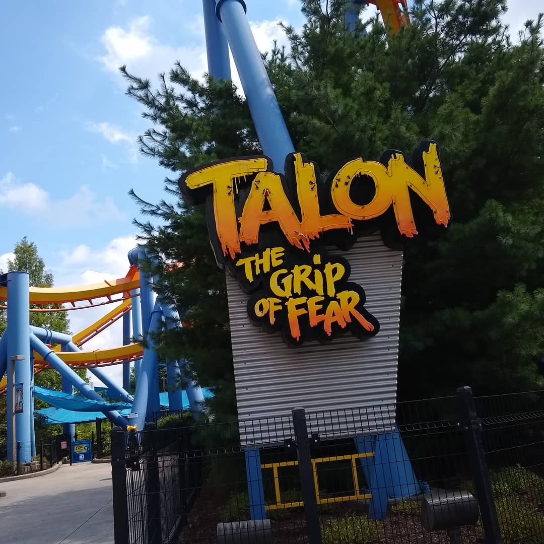 mileycfan4eva's tweet photo. Fun day @DorneyParkPR staff was friendly as ways rules were followed lines moved quickly. Food was good sun was hot great day over all #DorneyPark #dpbestday https://t.co/oS3GjaZ88b