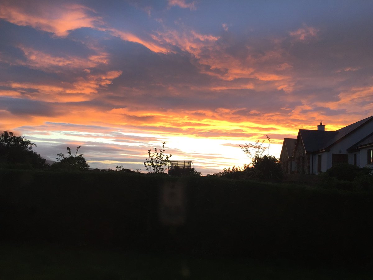 Sunset over Lugahostia!