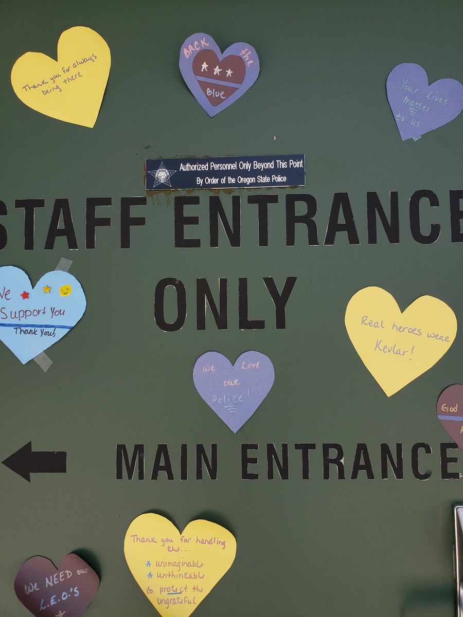 ORStatePolice's tweet photo. OSP still receiving steady stream of kind messages from our communities throughout #Oregon. Many of our office doors are being “Hearted” which bringing smiles😊to the entire #OSPFamily.
Thank you right back for the Love & support
#FridayFeels #Kindness https://t.co/2ZngSlmP0q
