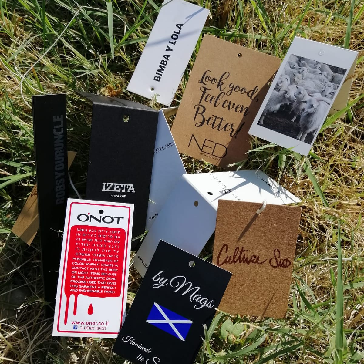 MesaEtiket's tweet photo. We produce carton labels in any desired size and we can create beautiful designs on both the front and reverse - you decide what you want and we make it happen!
You can visit our website for full product range
https://t.co/OlJi9TrNaD
#wovenlabel #printedlabel #fashion #textile https://t.co/kA6agUTngu