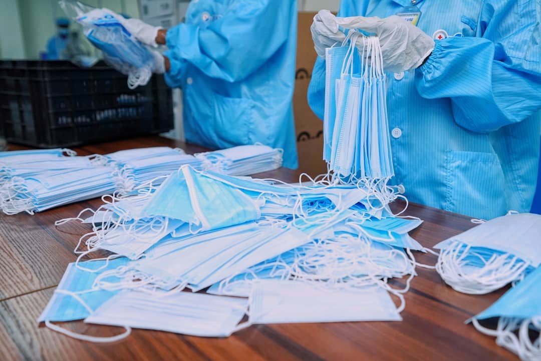 jidesanwoolu's tweet photo. The opening of the factory is a confirmation of what we stand for as a government. We must be the catalyst to nurture ideas, support businesses and create an enabling environment.

To show our support, we are procuring 250,000 pieces of the O-Care face mask from the first batch. https://t.co/r2kov8pVKH