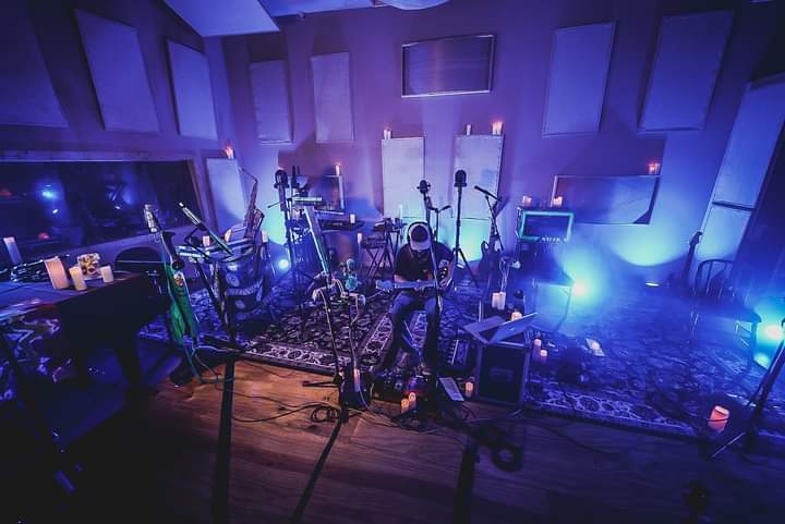 JamBandwidth's tweet photo. Tonight BIG Something presents Escape From the Living Room with their first full band LIVE performance since quarantine. Tune in at 8pm est. On Jam Bandwidth Facebook Live.
@BigSomething 
#BigSomething #escapefromthelivingroom #ProgressiveRock #Jam #Funk #Electronic #livemusic https://t.co/1fcpBvnPd7