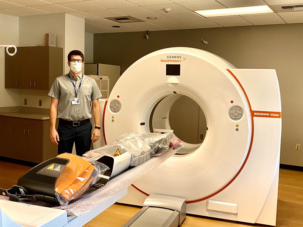 BrianJWalker's tweet photo. The 1st Biograph Vision Digital PET/CT installed in the entire Pacific Northwest! (and only the 5th on the West Coast). Congratulations to Dave Mariner and his Inland Imaging team in Spokane, WA!  @SiemensHealth @CasslingTweets @InlandImaging #smarterhealthcare #saferpatients https://t.co/pdbj6XHXZx