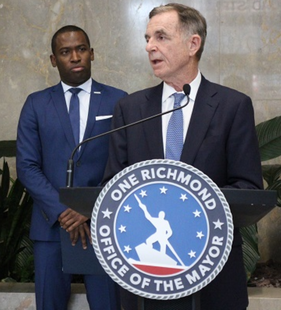 NotLevar's tweet photo. @LevarStoney keep up the great work 😉 https://t.co/Fx7QcSVMrG
