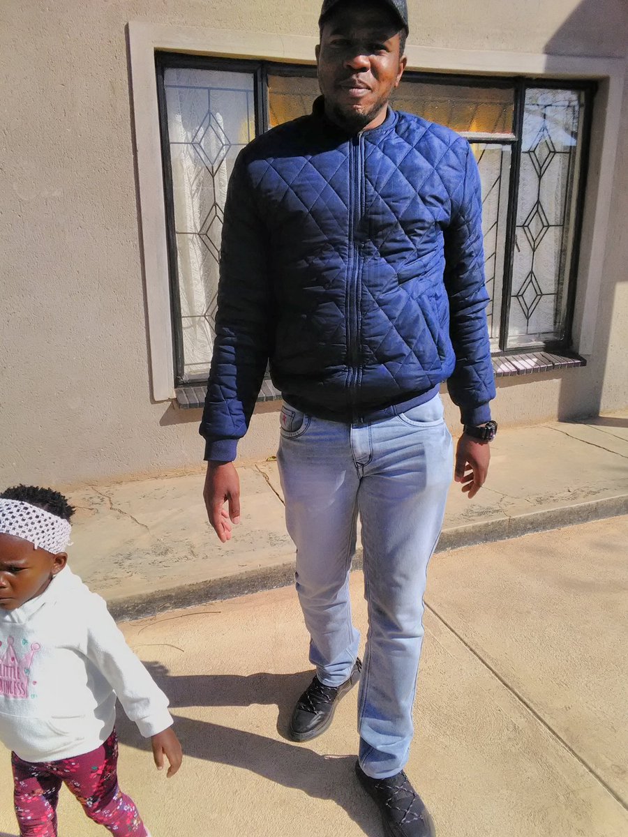 GoodmanMabunda's tweet photo. Words are not enough to express the unconditional love that exists between a father and a daughter
I love you Hlehle #MarioVulgate β€οΈ https://t.co/h2maxOFOZg