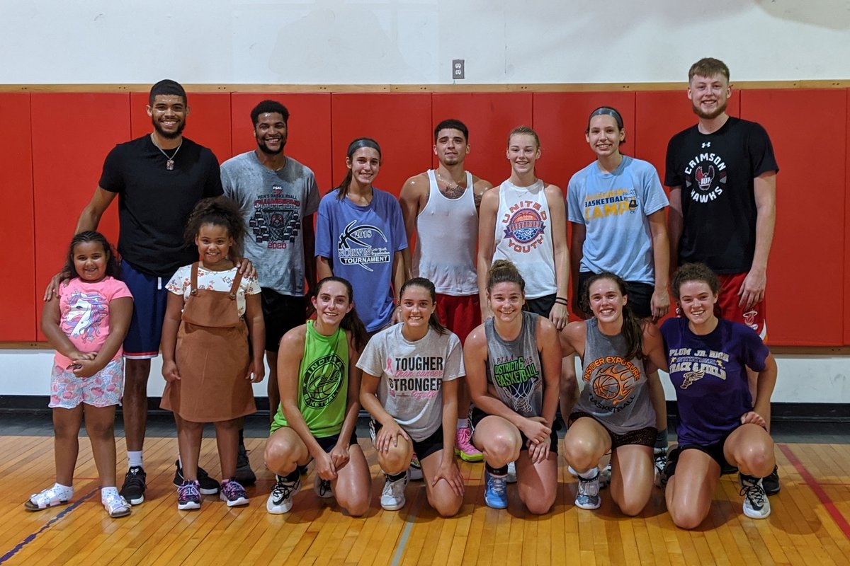 5thGym's tweet photo. Thank you @IUP_MBB, for helping at our practice today.  It was great learning from the best &amp; they graciously played some 5 on 5 with the girls.  Special thanks to @Signed2ThaHoopz  @bryce_radford14 @slutherjj Ethan Porterfield.   Class Act! https://t.co/DcUyfyZMpJ