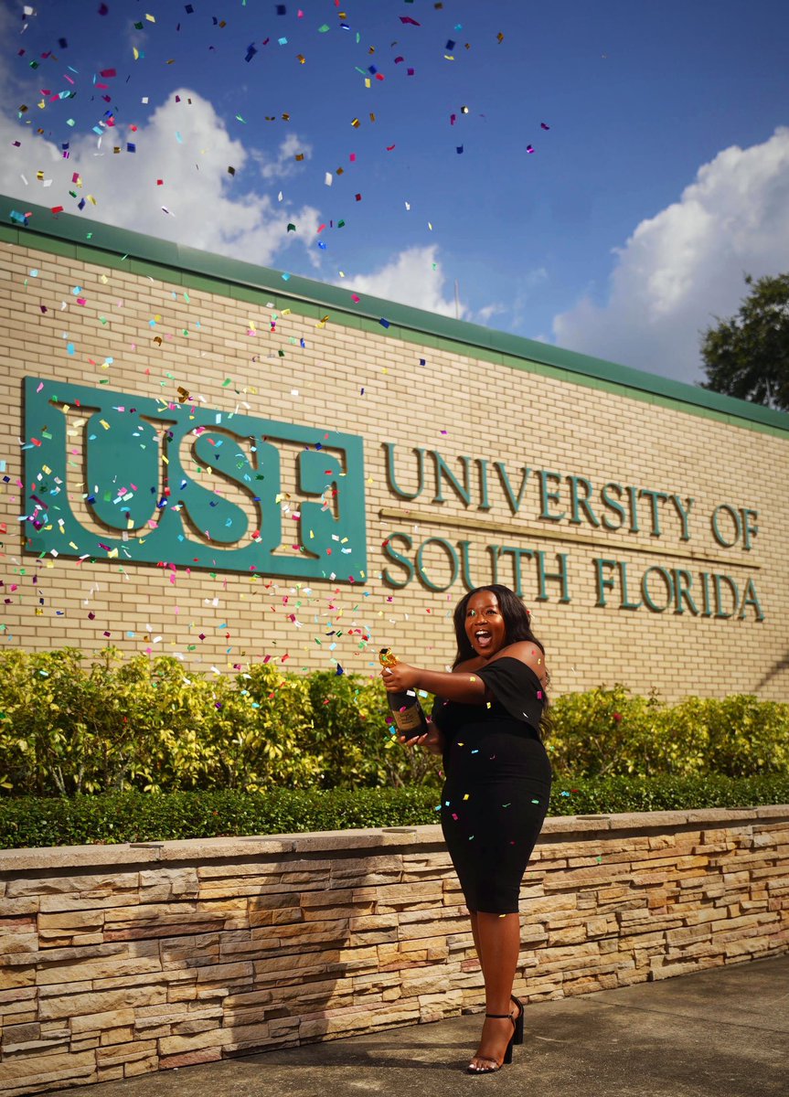 lilakmase's tweet photo. Big Grad-ish 🍾 https://t.co/4UT2sY0ucf