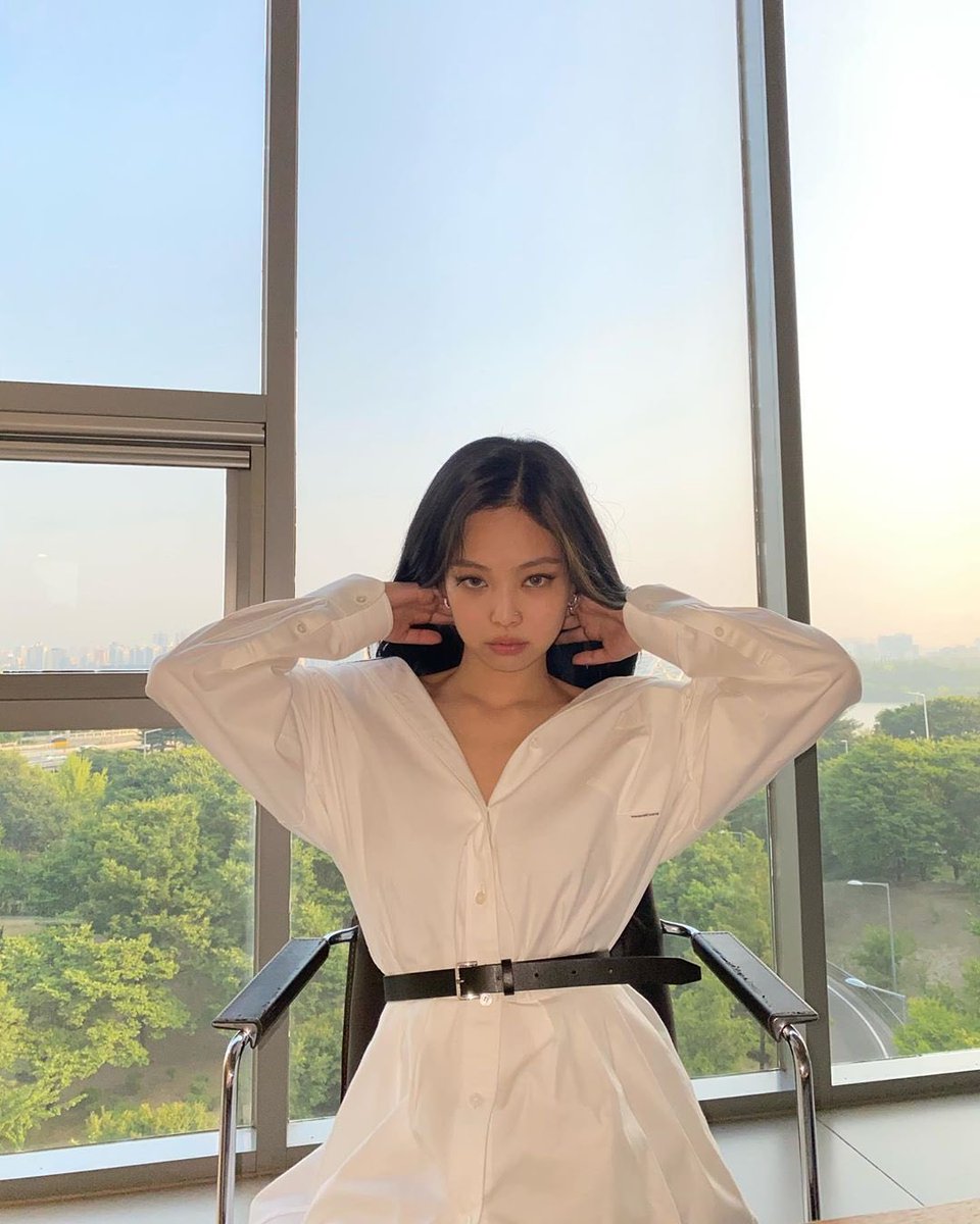 jennie tweet media