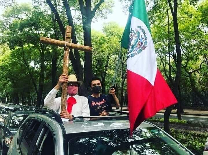 Tranquilo don. Es sacar a #AMLO , no matar al anticristo. #FRENAAA #AMLOseVA #AmloFracasoPresidencial #AMLOvers #AMLONoEstaSolo