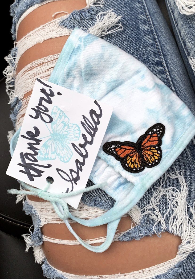 sooooooo cute🦋😌 #maskup