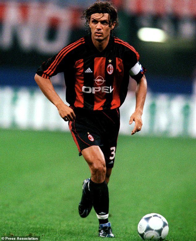 DRob024's tweet photo. @Copa90 @acmilan https://t.co/zQuVmIw2Bf