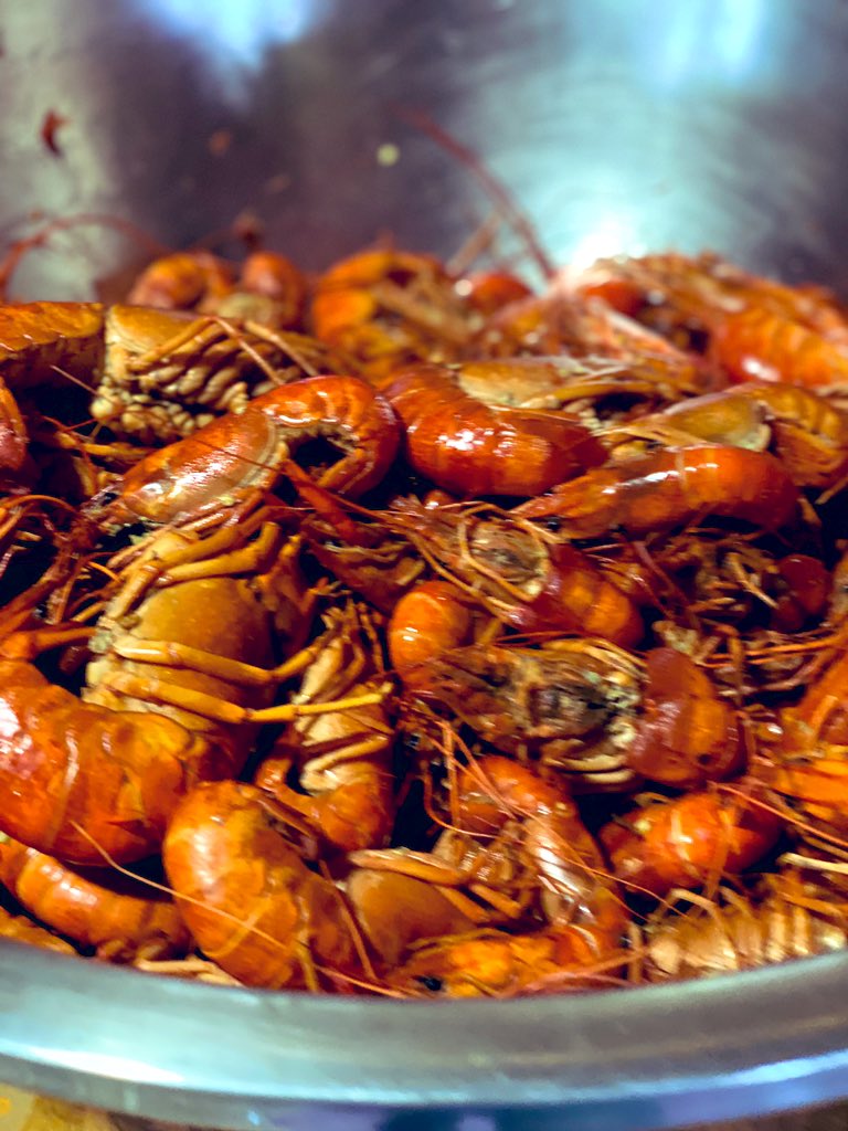 floydgreenja's tweet photo. Talk to me nice .... the best peppered shrim in the world. Middlequarters #SWIsBess https://t.co/dF5nR1cX43