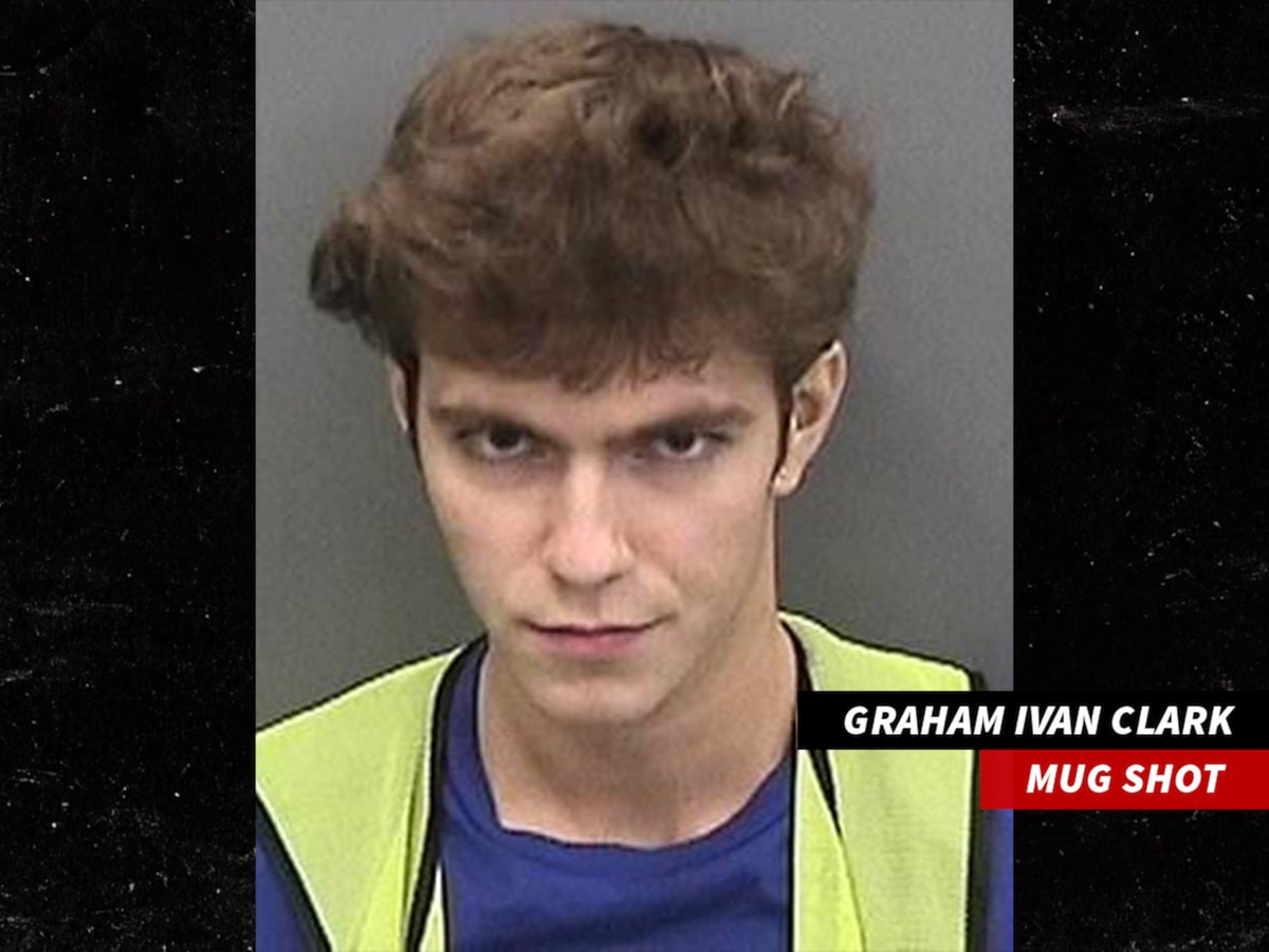 MIT_CSAIL's tweet image. BREAKING: The alleged mastermind behind last week&apos;s massive Twitter hack was a 17-year-old from Florida. bit.ly/39LXsPA (v/@verge) #twitterhacked #Twitterhack #infosec #CyberSecurity