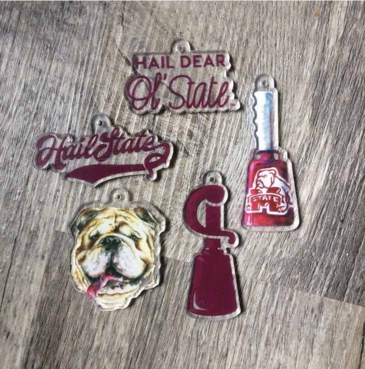 RedBirdPaper's tweet image. Keychains are back in stock! Only $8 at redbirdpaper.com/product/acryli… #hailstate #maroonfriday