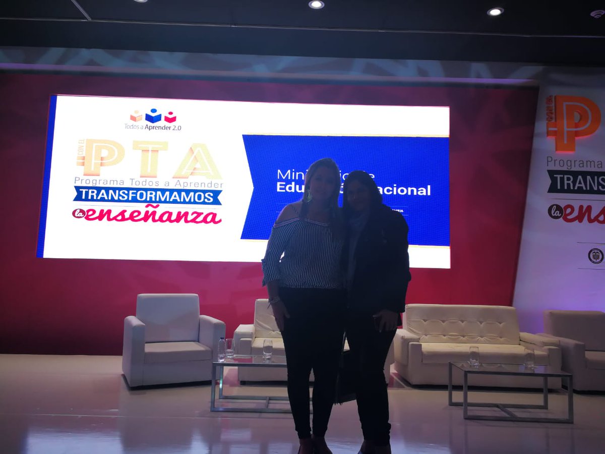 yolitarojas1010's tweet photo. @AngelicaMariaRo Gracias por tantos aprendizajes y experiencias compartidas, hoy brindamos por tus nuevas metas y te deseamos siempre lo mejor. @PTA_Colombia https://t.co/T9uSidwKwR