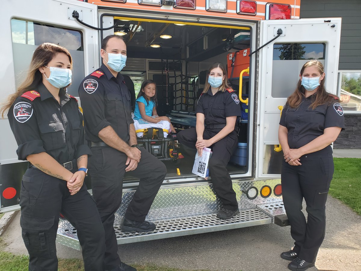 ParkAmbulance's tweet photo. Today our paramedics and communications team got a chance to meet little Traylynn who was rescued from a hotel pool on July 14. Bystanders Mitchel and Celest (not present) found Traylynn and started CPR. Proud of our team! https://t.co/zR7EZ4Dt4u