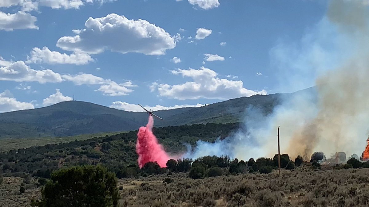 #hollowfire <a href="/UtahWildfire/">Utah Fire Info</a> heavy aircraft and SEATs working with crews and engines to secure the fire edge.