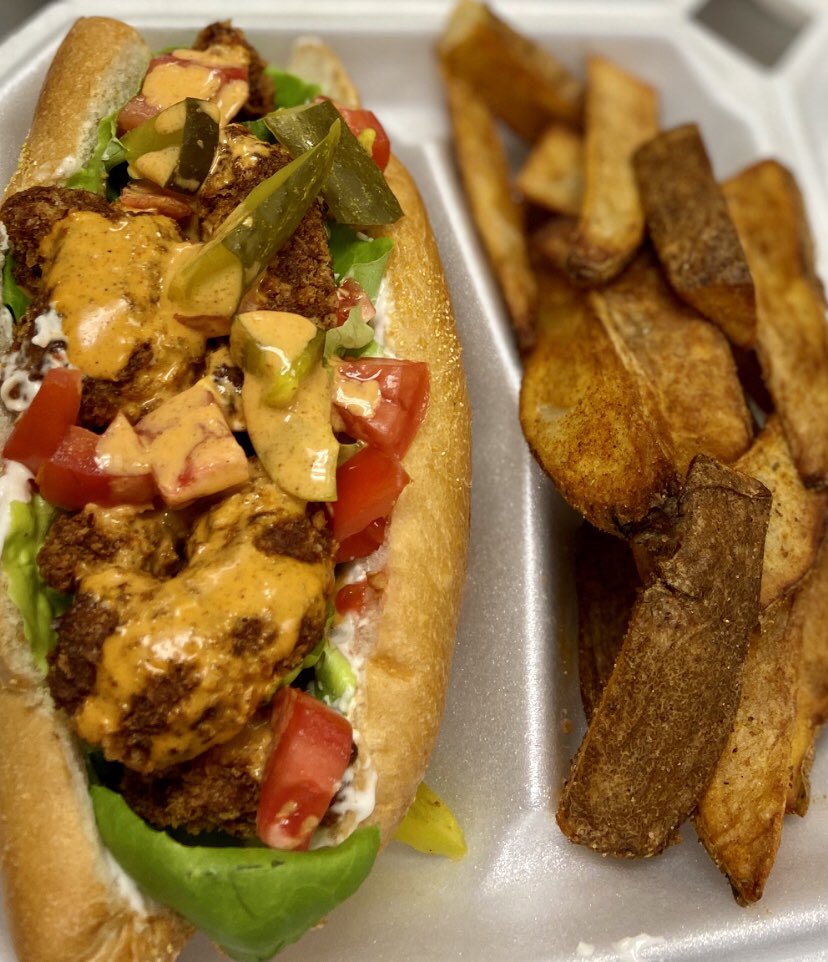 veganaire's tweet photo. Get that ‼️Shrimp Po Boy‼️ https://t.co/MLNvGsnVL8 ubereats, Postmates, grubhub, DoorDash #RETWEEET https://t.co/ZMz2WoOjae